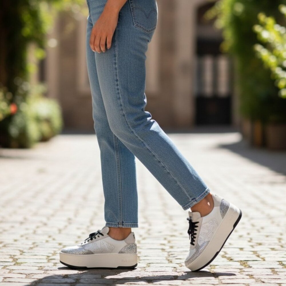P448 Women's Empire Platform Sneaker. Sz: EU 37/US 6.5-7